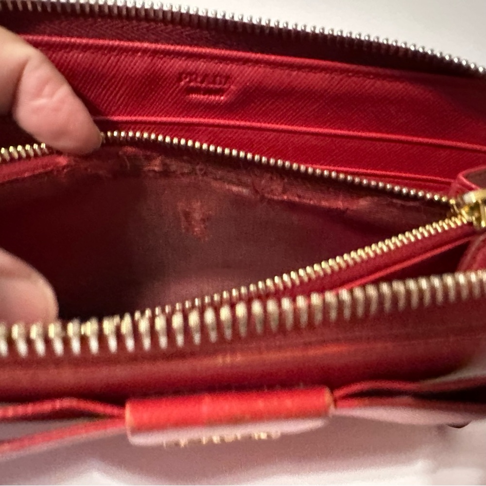 Fair Condition Prada wallet orangey/redish needs some work - Picture 8 of 14